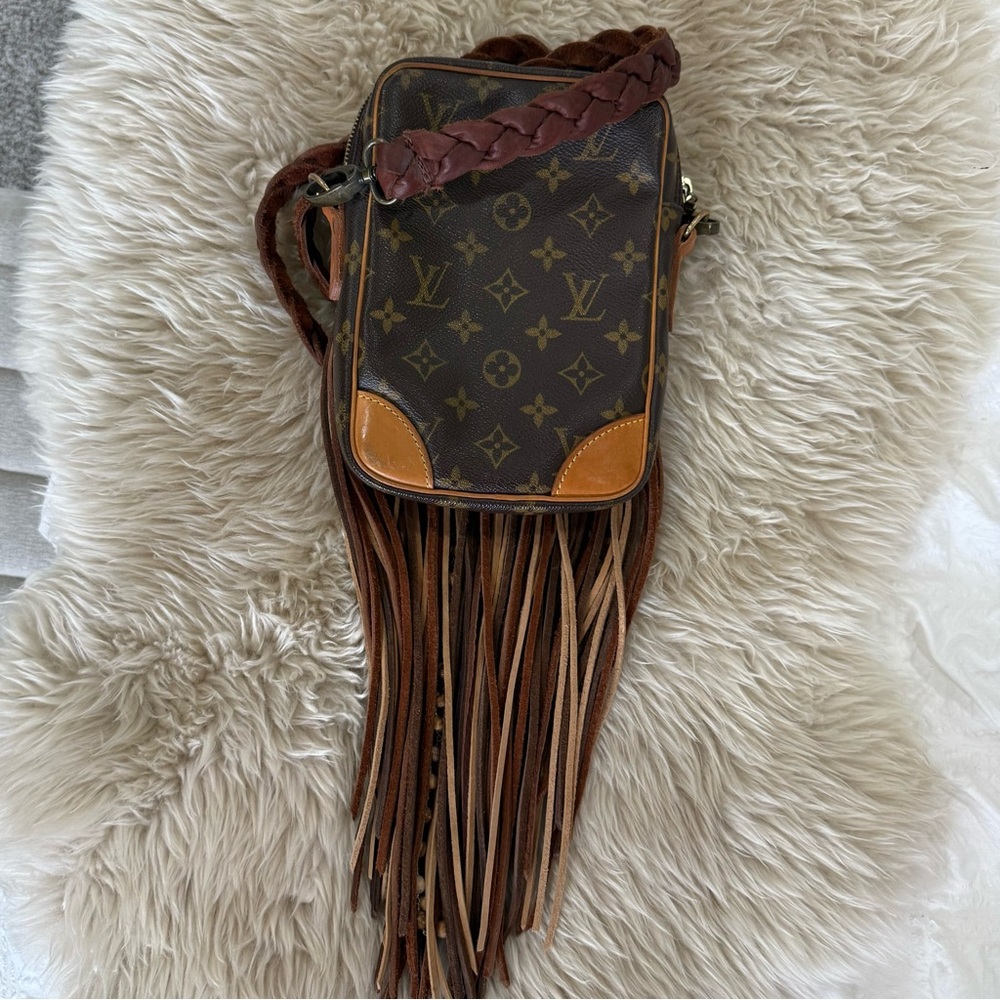 Vintage Boho Bags Louis Vuitton revamp Crossbody Bag with Fringe - Picture 6 of 6